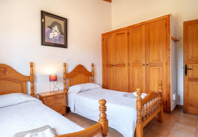 Villa in Alcudia - Ca na Malanyona finca für 6 Personen in Alcudia 