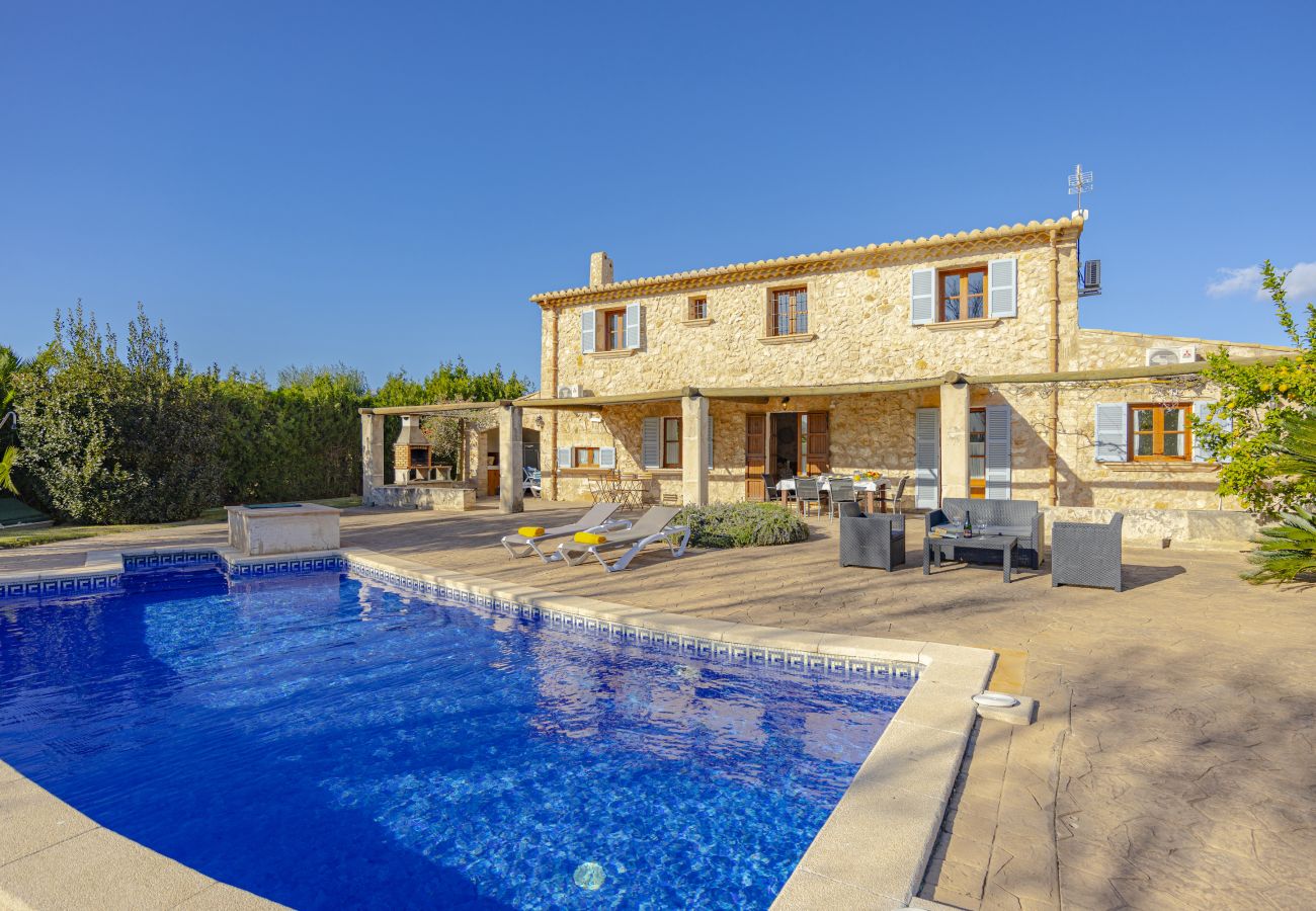 Villa in Alcudia - Finca Can Castell 1 für 6 Personen mit Schwimmbad, Grillplatz, gratis WiFi