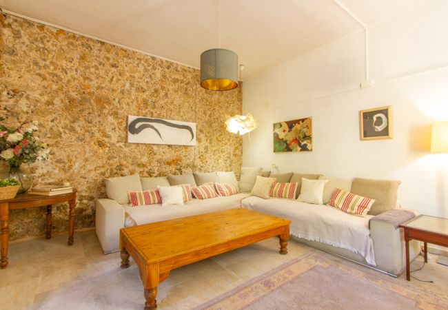 Ferienhaus in Mancor de la Vall - Ca Ses Monges Mallorquinisches Haus für 10 Personen mit Schwimmbad in Mancor de la Vall