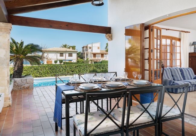 Villa in Alcudia - Es Mollet für 8 Personen mit Meerblick und Schwimmbad