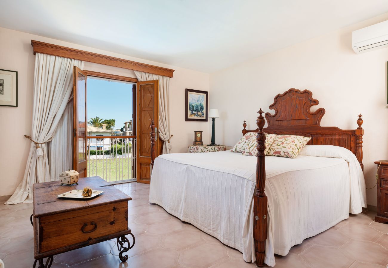 Villa in Alcudia - Es Mollet für 8 Personen mit Meerblick und Schwimmbad