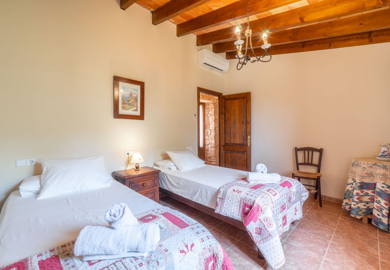 Villa in Es Llombards - E433 Villa Son Fumat by Mallorca Villa Selection