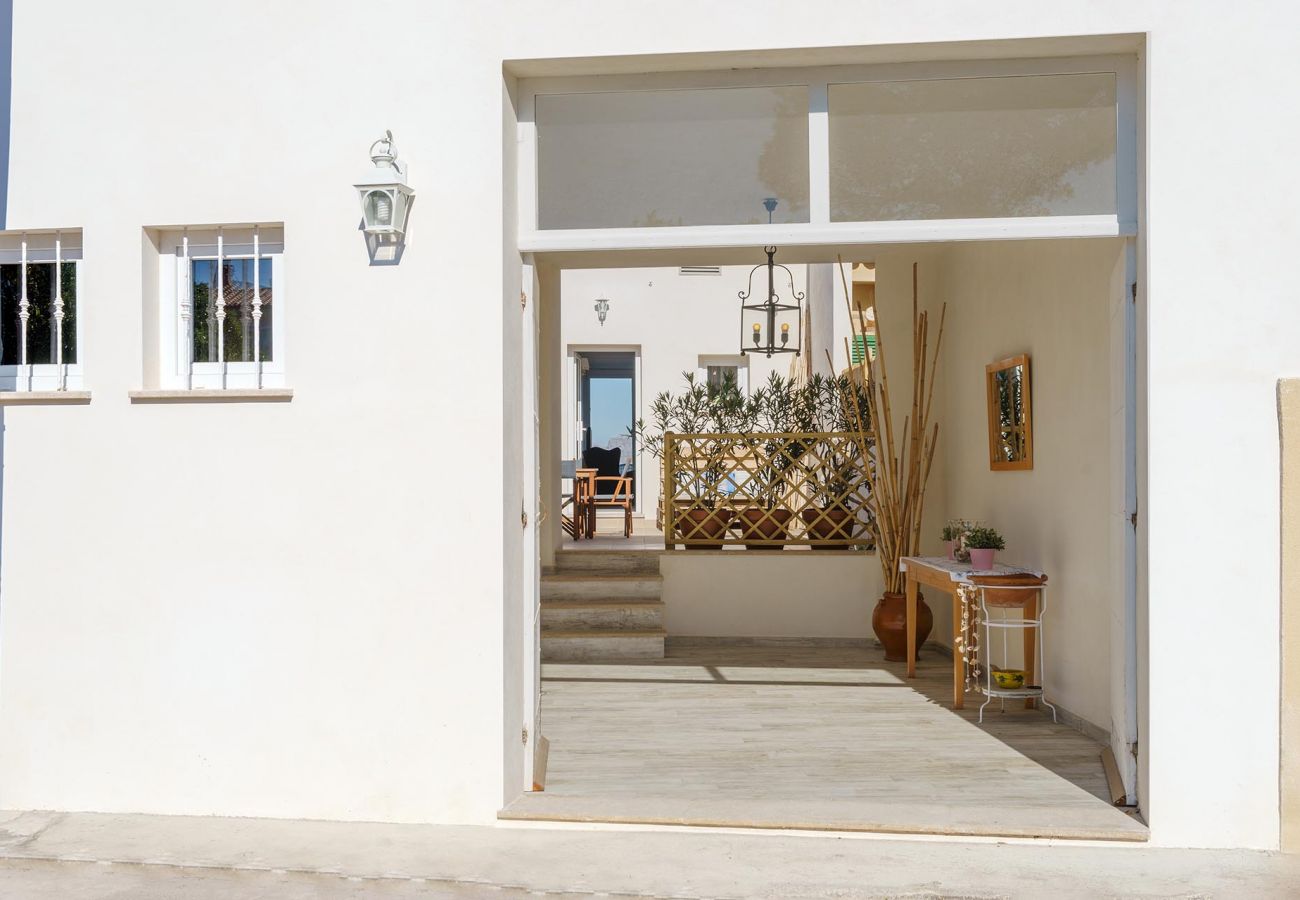 Villa in Alcudia - RAN DE MAR for 6 to 1m from the sea in Alcudia