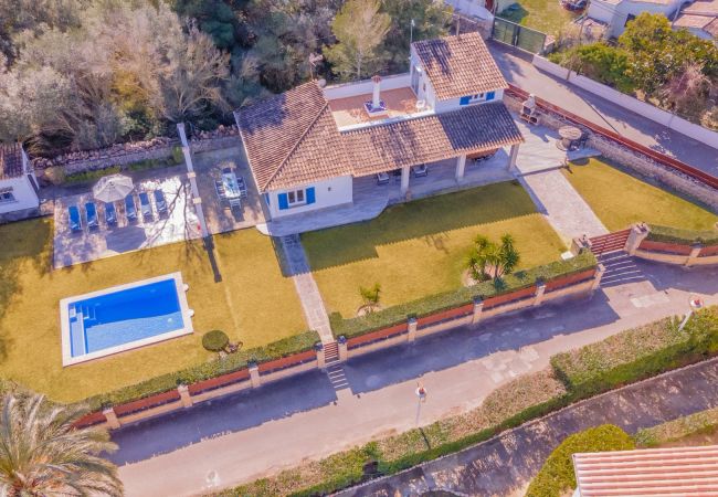 Chalet in Alcudia - Villa Paraiso 600m from Alcudia Beach