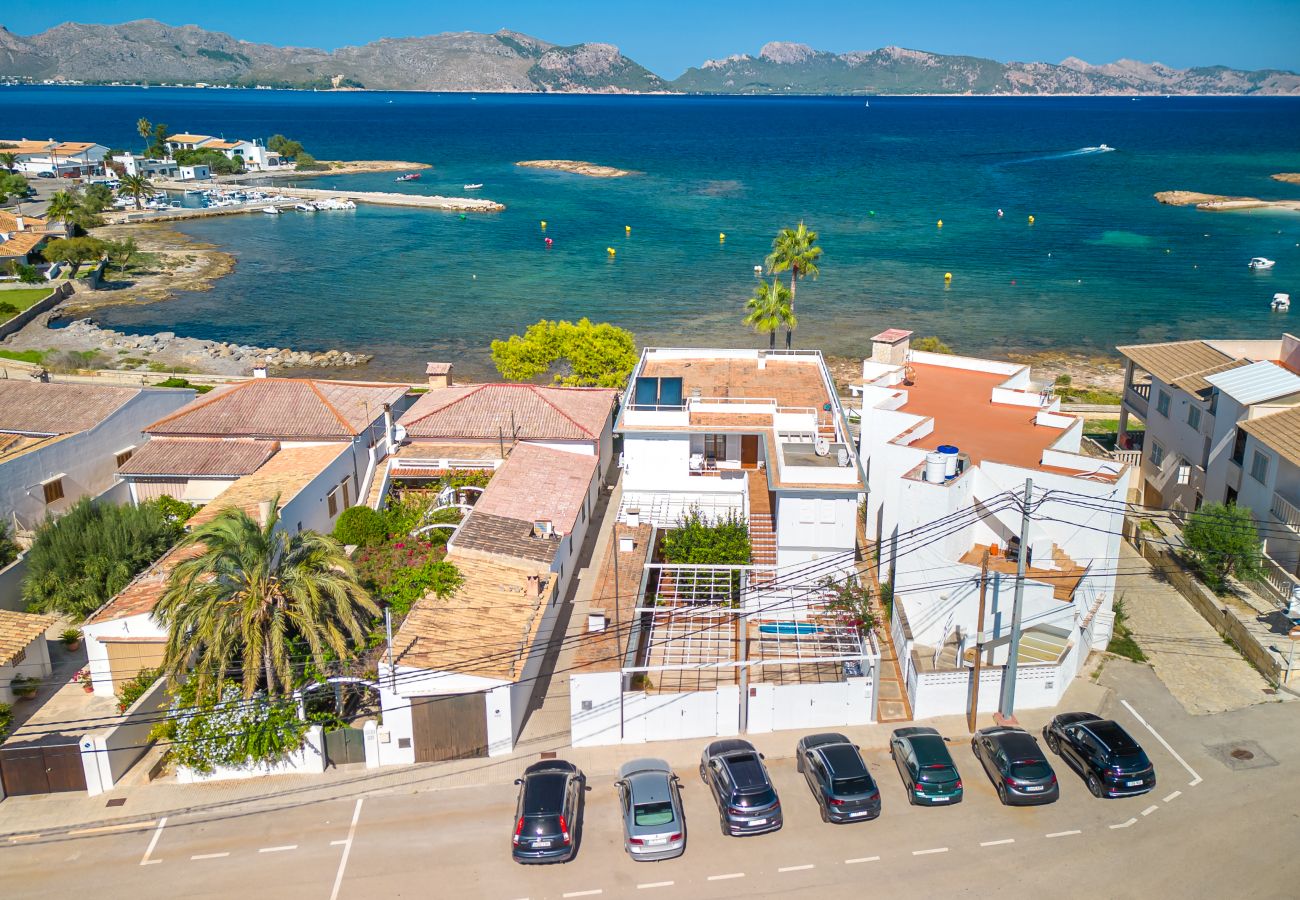 Apartment in Alcudia - PERICAS first line of the sea of Alcudia, for 8 people, free WiFi