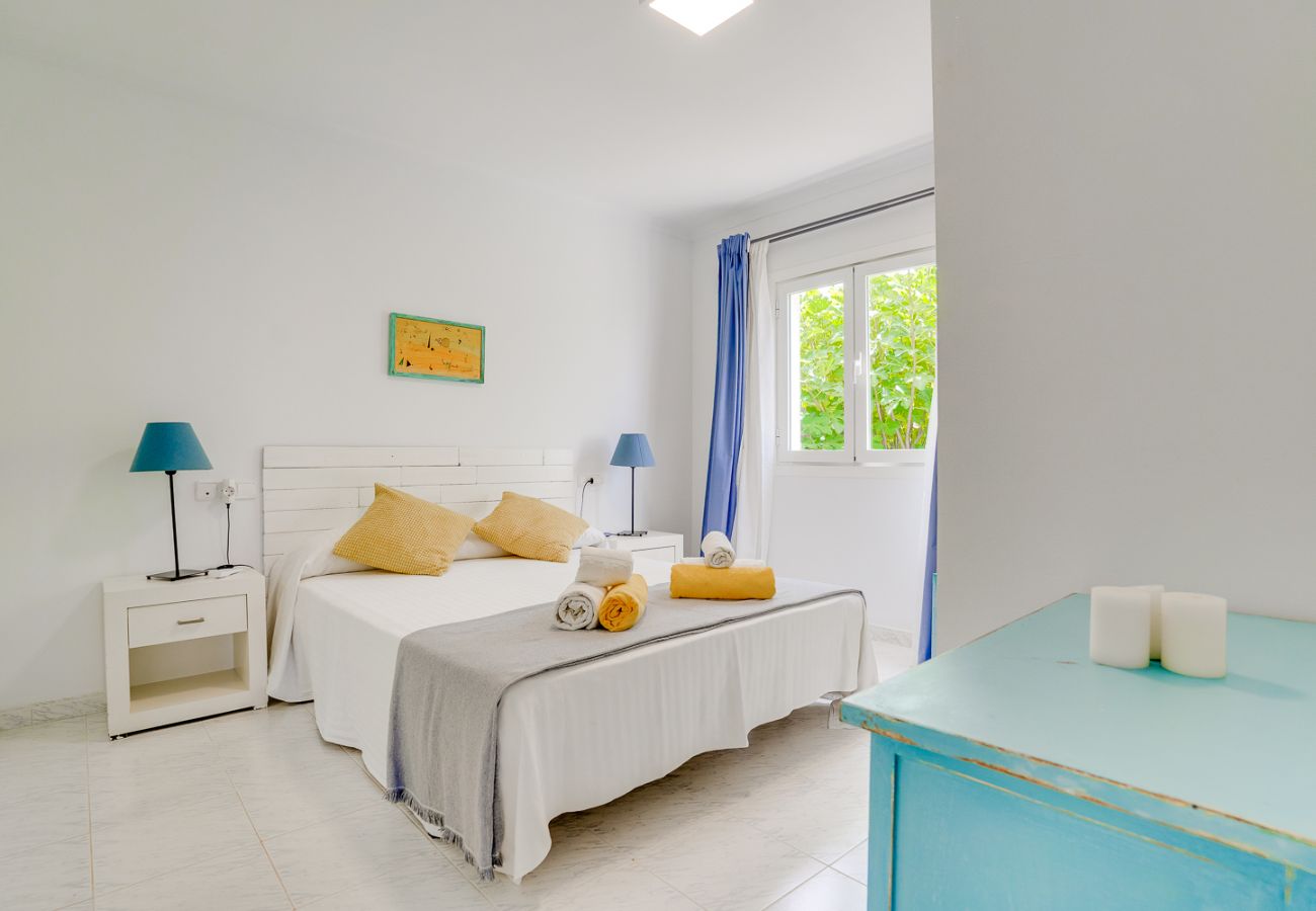Villa in Alcudia - Villa Can Franck  for 6 people in Alcudia. AC and free WiFi