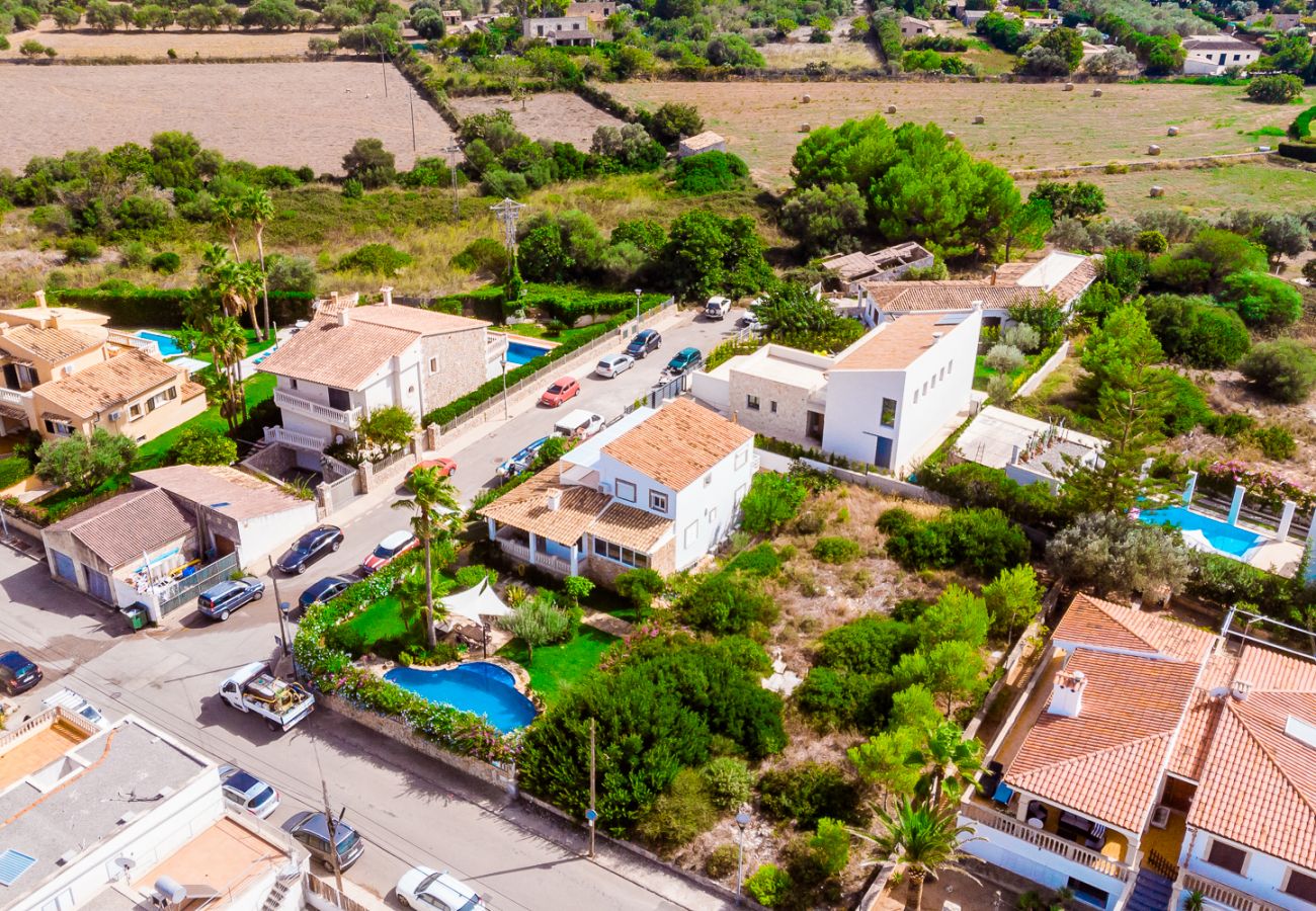 Villa in Alcudia - Villa Can Franck  for 6 people in Alcudia. AC and free WiFi