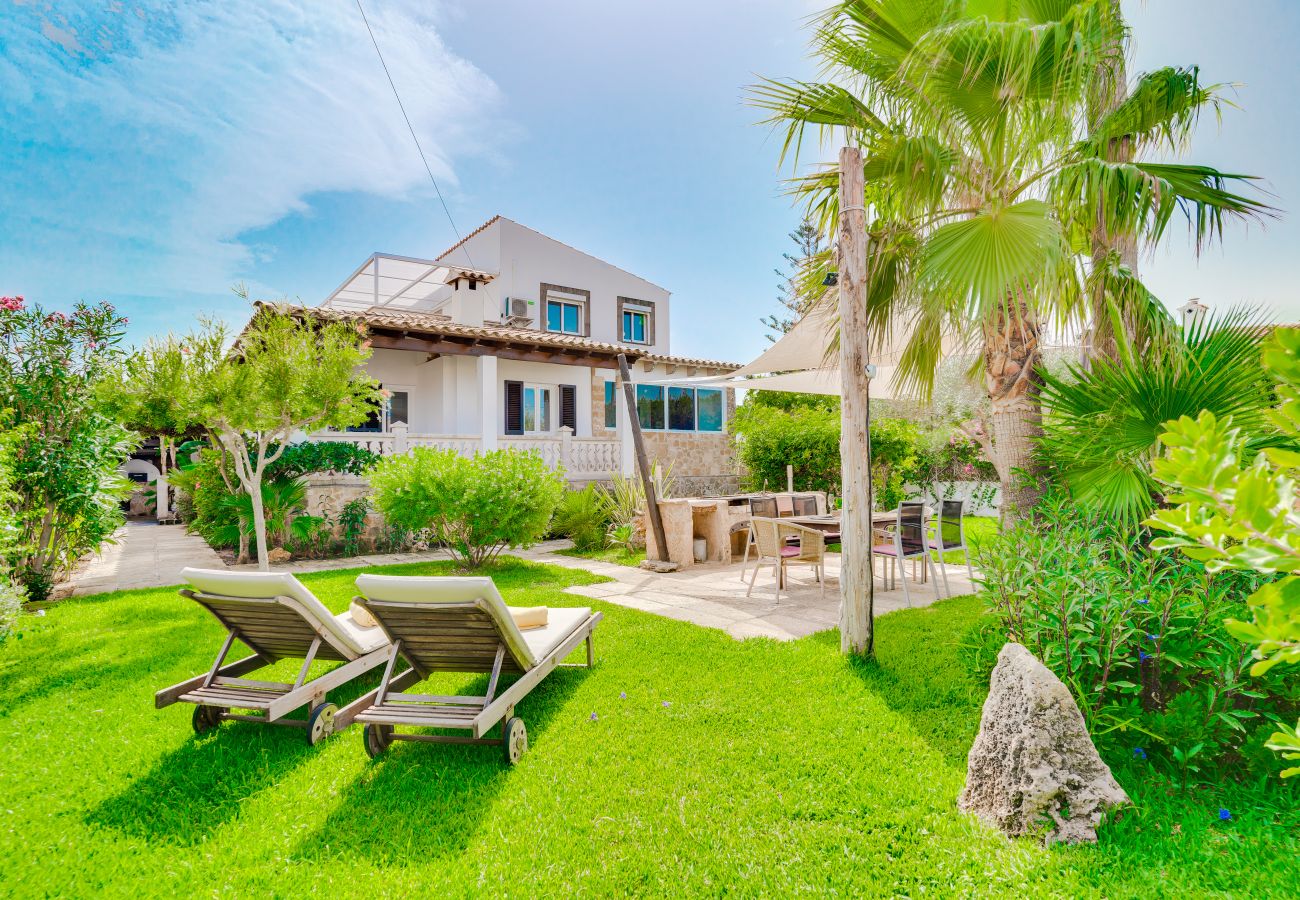 Villa in Alcudia - Villa Can Franck  for 6 people in Alcudia. AC and free WiFi