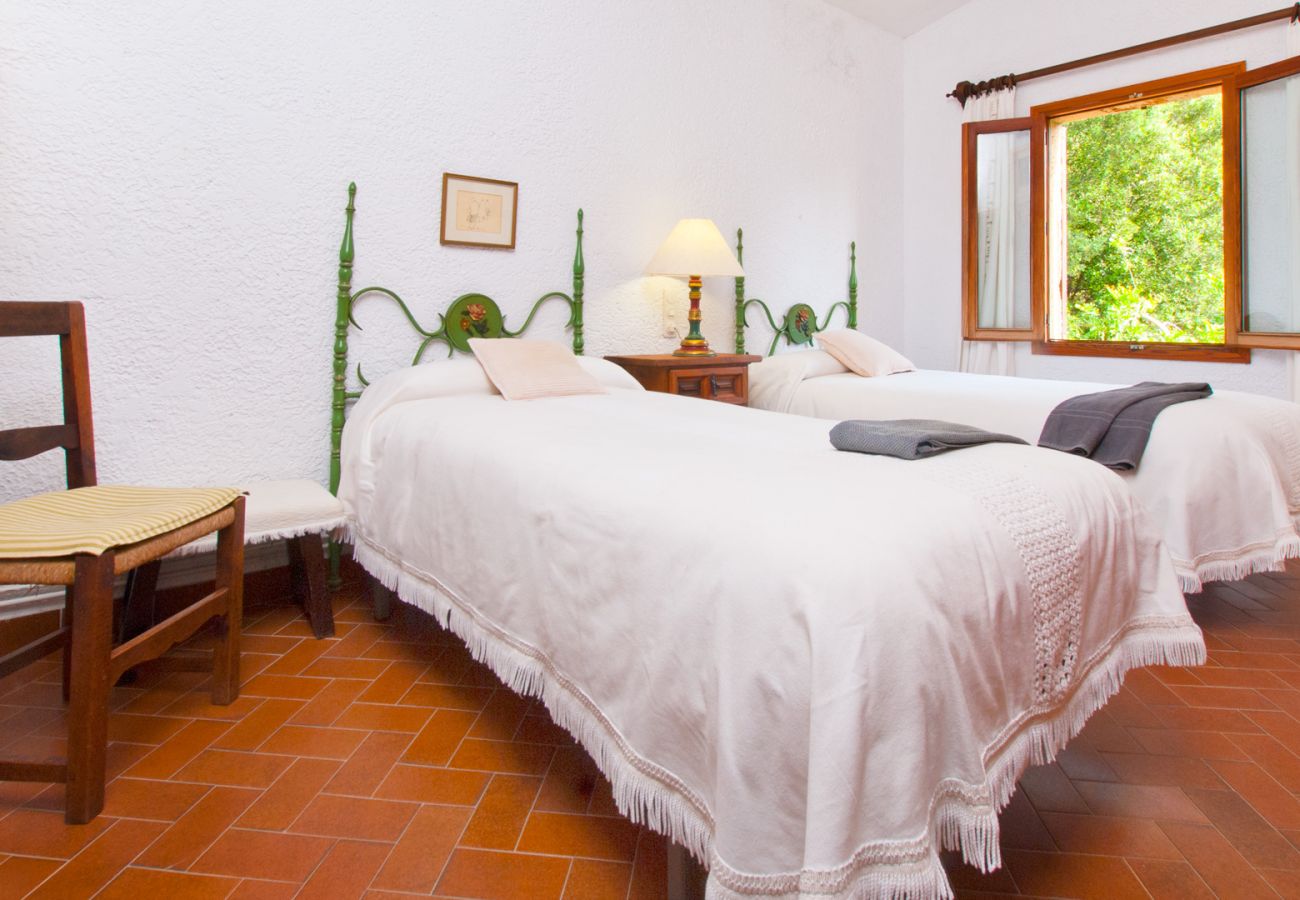 Country house in Pollensa / Pollença - GARROVERA - Beautiful Finca for 8 persons in Pollensa