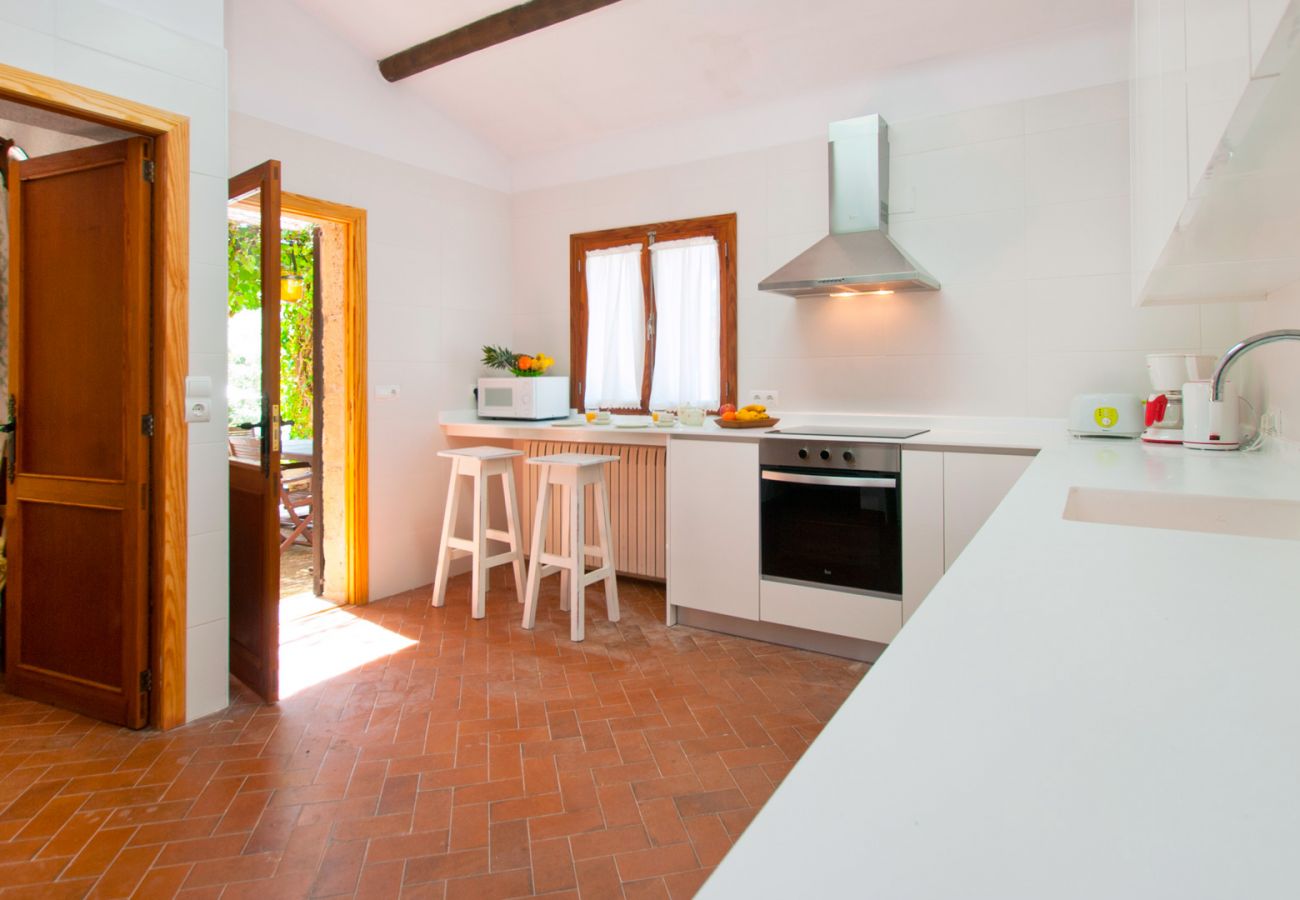 Country house in Pollensa / Pollença - GARROVERA - Beautiful Finca for 8 persons in Pollensa