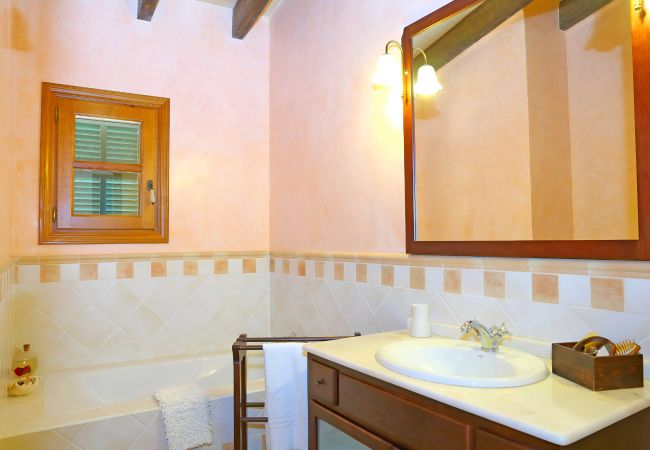 Country house in Sineu - 128 Finca Son Rossinyol ETV/10657 by Mallorca Char Country house in Sineu - 128 Finca Son Rossinyol ETV/10657 by Mallorca Char