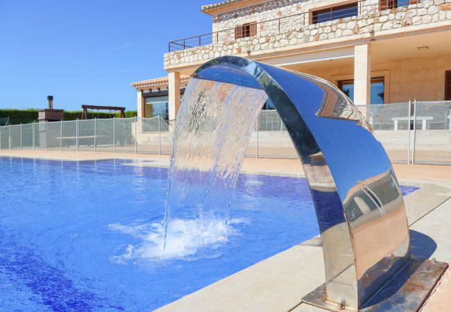 Country house in Sa Pobla - 140 Villa Son Ferragut VT/2073  by Mallorca Charm Country house in Sa Pobla - 140 Villa Son Ferragut VT/2073  by Mallorca Charm