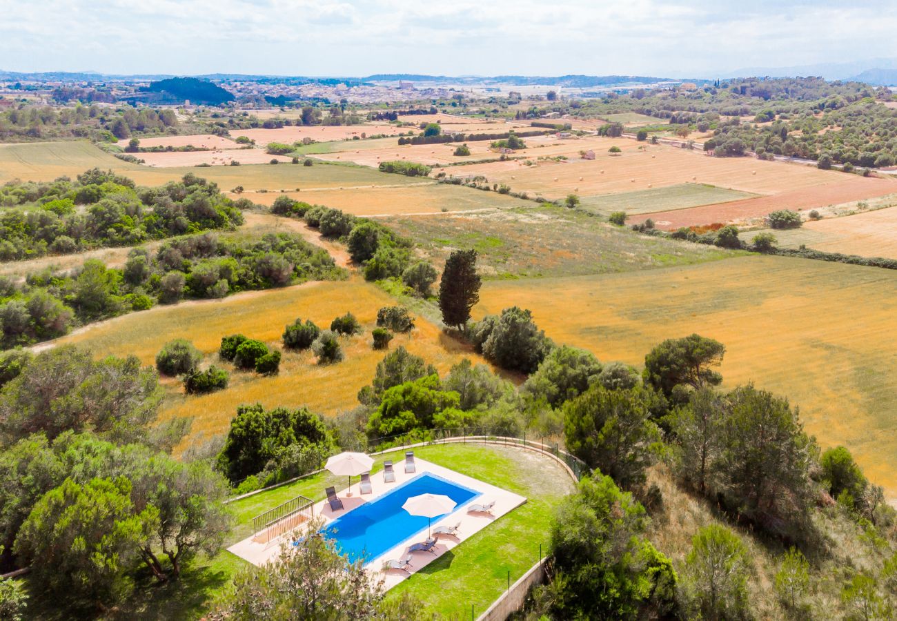 Country house in Santa Margalida - SON VADOR Finca with pool for 8 in Santa Margalida