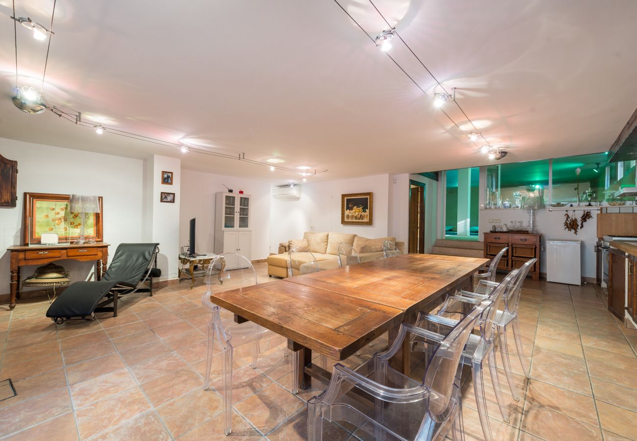 Villa in Alcudia - RAN DE MAR Villa First sea line for 8 persons WiFi and AC