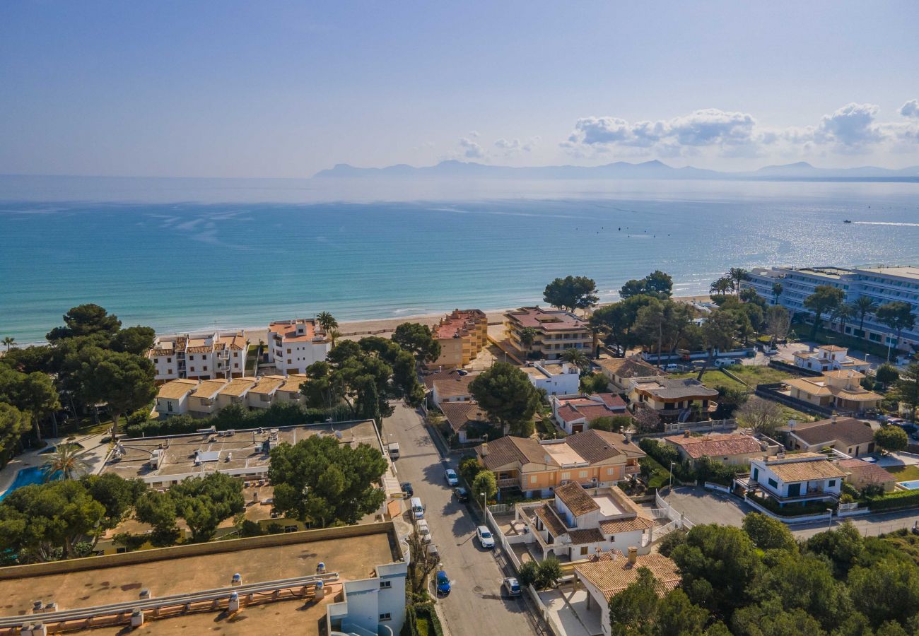 Villa in Alcudia - RAN DE MAR Villa First sea line for 8 persons WiFi and AC