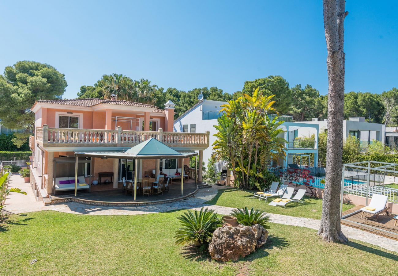 Villa in Alcudia - RAN DE MAR Villa First sea line for 8 persons WiFi and AC