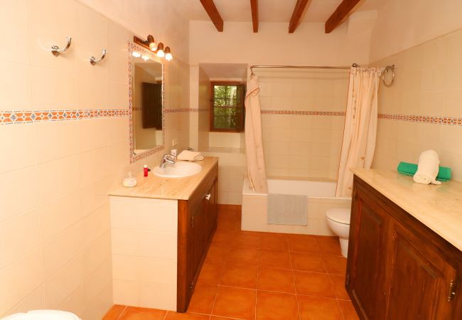 Country house in Es Llombards - 413 Finca Can Cova, ETV1361 by Mallorca Charme Country house in Es Llombards - 413 Finca Can Cova, ETV1361 by Mallorca Charme