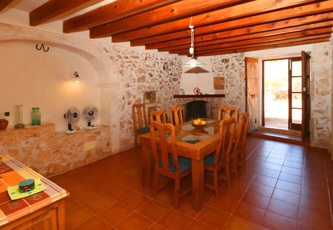 Country house in Es Llombards - 413 Finca Can Cova, ETV1361 by Mallorca Charme Country house in Es Llombards - 413 Finca Can Cova, ETV1361 by Mallorca Charme