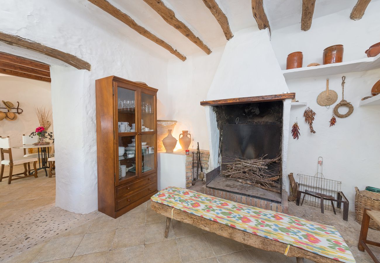 Country house in Sineu - SON PALANCA:)Traditional country house for 10 people in Sineu