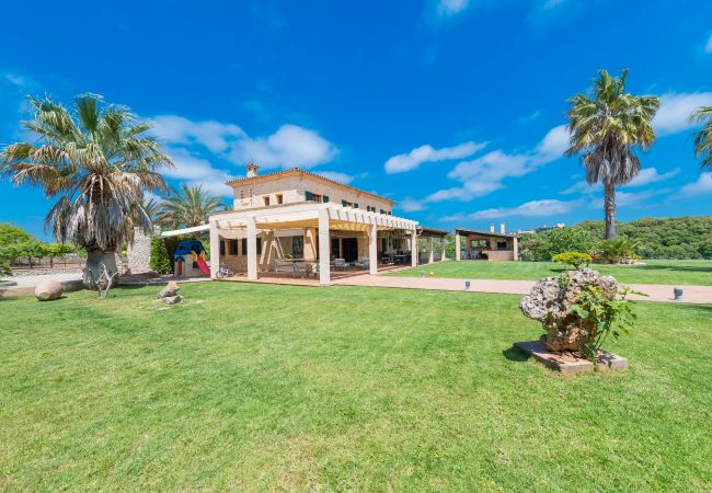 Country house in Arta - El Molino Finca for 6 with swimming pool in Arta
