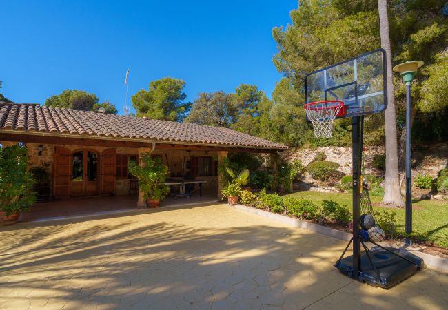 Country house in Alcudia - BON PAS Finca for 6 only 250 meters from the beach