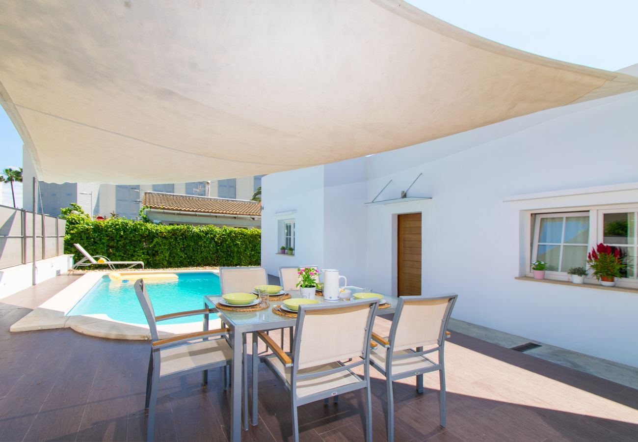 Villa in Alcudia - Villa NICO House for 6 with pool only 500 meters from the beach Alcudia