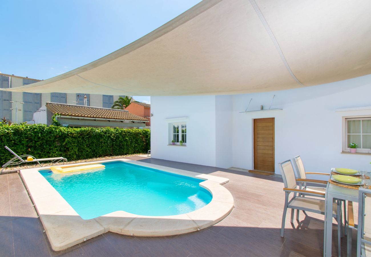 Villa in Alcudia - Villa NICO House for 6 with pool only 500 meters from the beach Alcudia