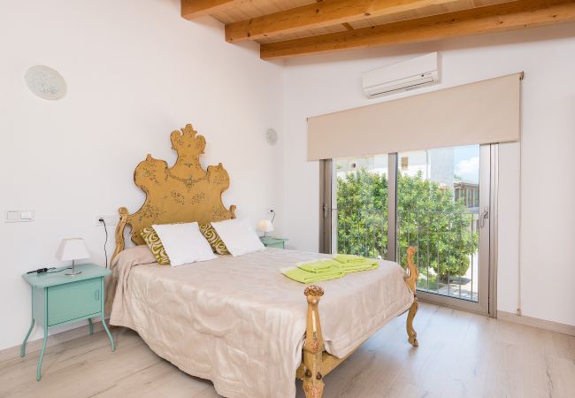 Country house in Santa Margarida - C102 Son Perot by Mallorca Villa Selection Country house in Santa Margarida - C102 Son Perot by Mallorca Villa Selection