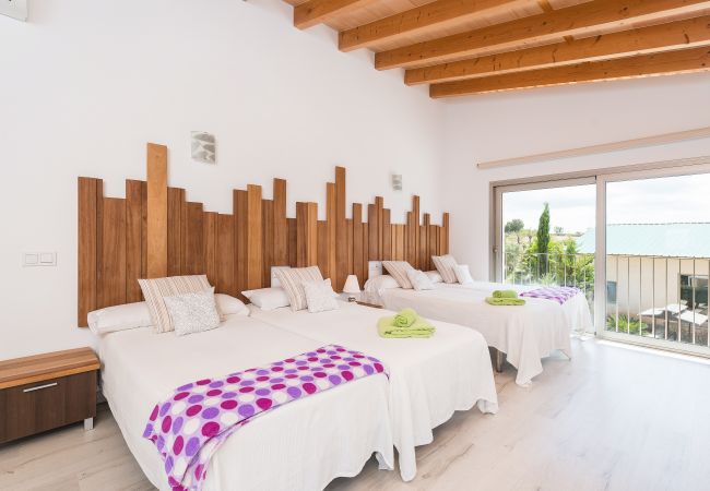 Country house in Santa Margarida - SON PEROT Finca for 9 with pool and free WiFi