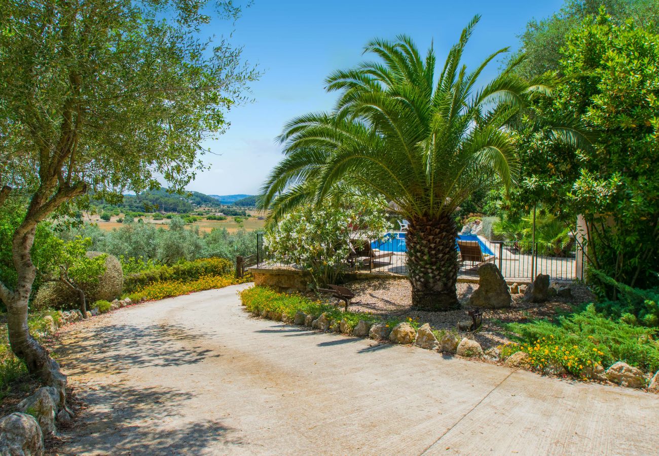 Country house in Sineu - ES FANGAR Finca for 6 with pool in Sineu