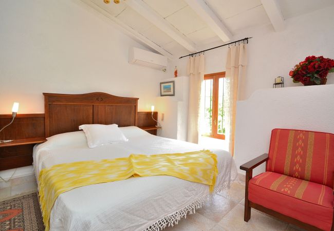 Country house in Lloret de Vistalegre - 018 Finca Can Blanc ETV/44 by Mallorca Charme Country house in Lloret de Vistalegre - 018 Finca Can Blanc ETV/44 by Mallorca Charme