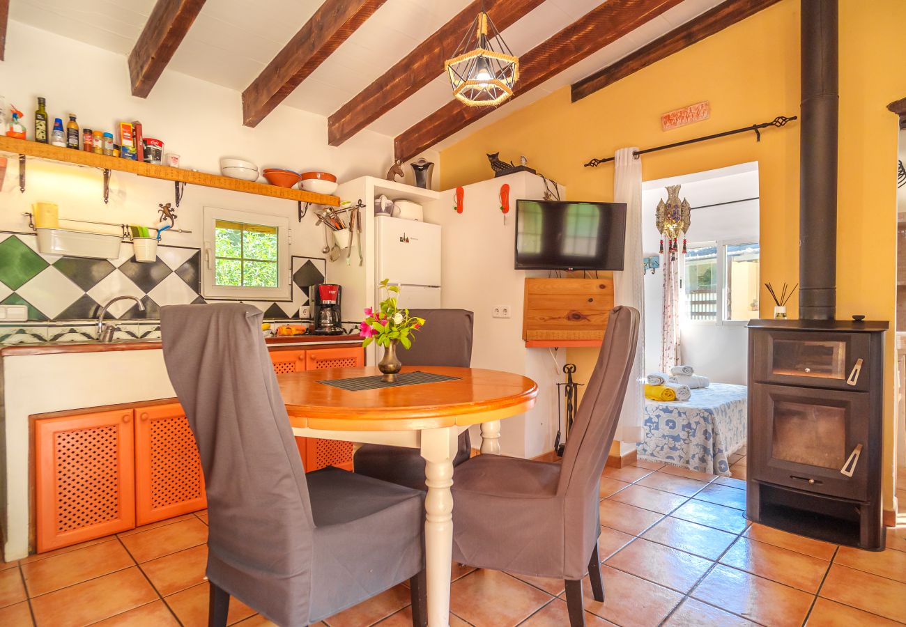 Country house in Arta - KASHMIR Finca for 3 with pool in Artá