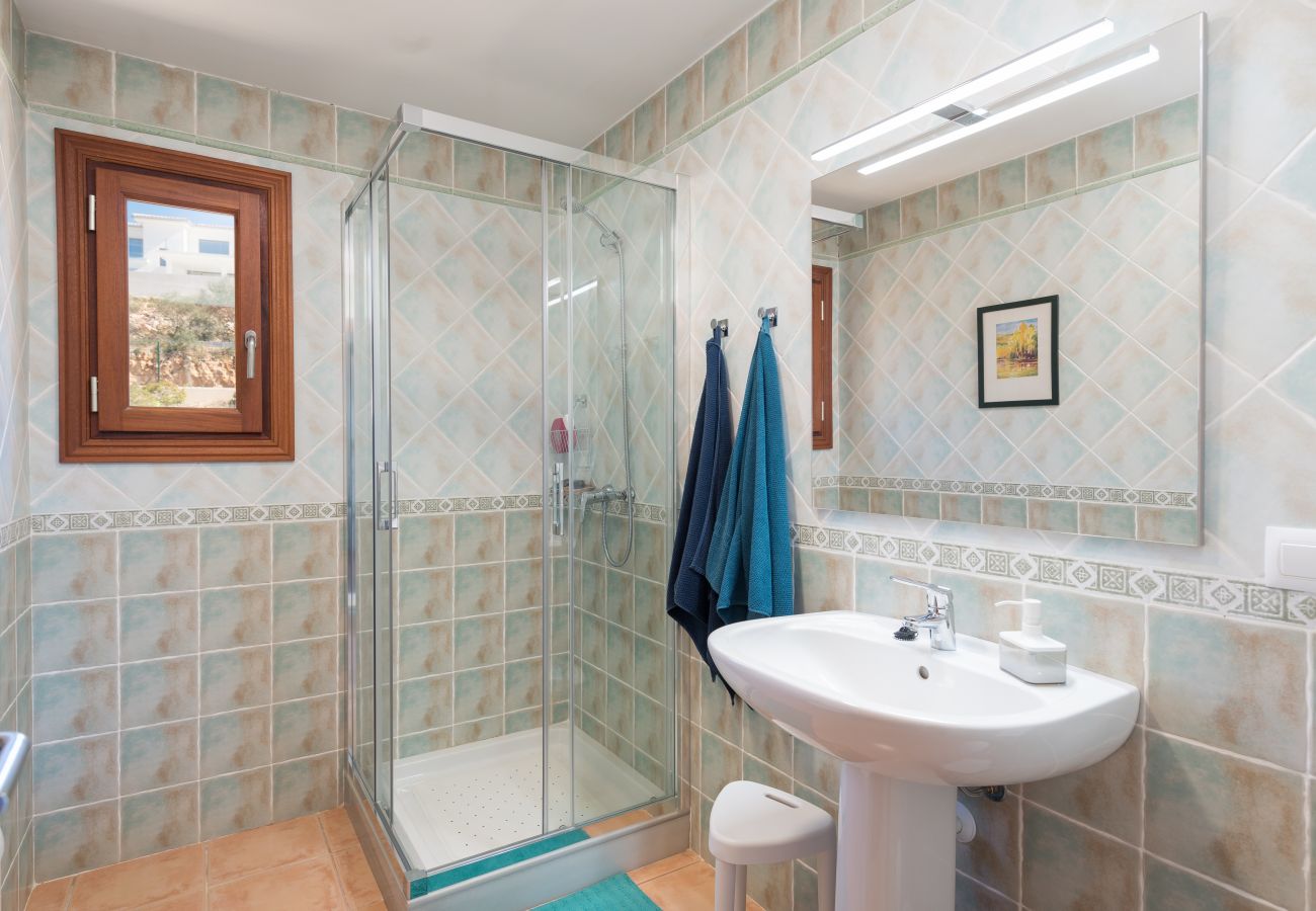 Townhouse in Cala Romantica - Casa Goldi Haus 350mtr to the beach for 4 people
