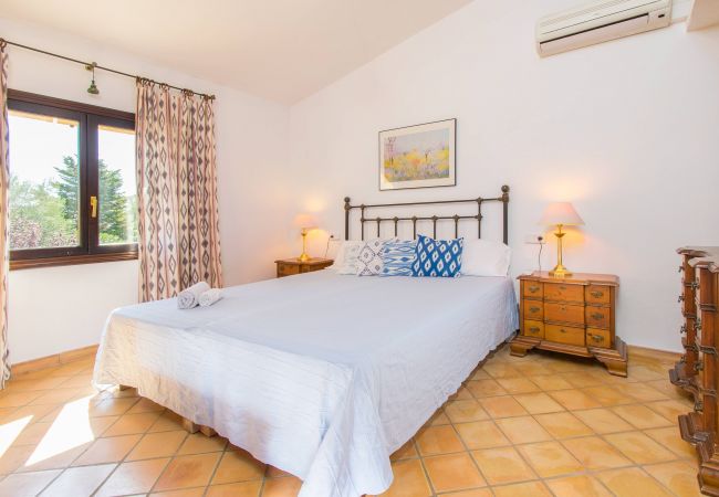 Country house in Manacor (Porto Cristo) - CAN MOLETA  Finca for 8 people near Porto Cristo