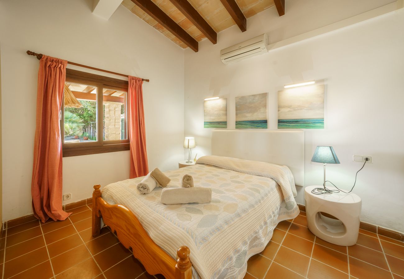 Country house in Port de Pollença - ROTES Finca for 6 with pool in Pollensa 250 m from the beach