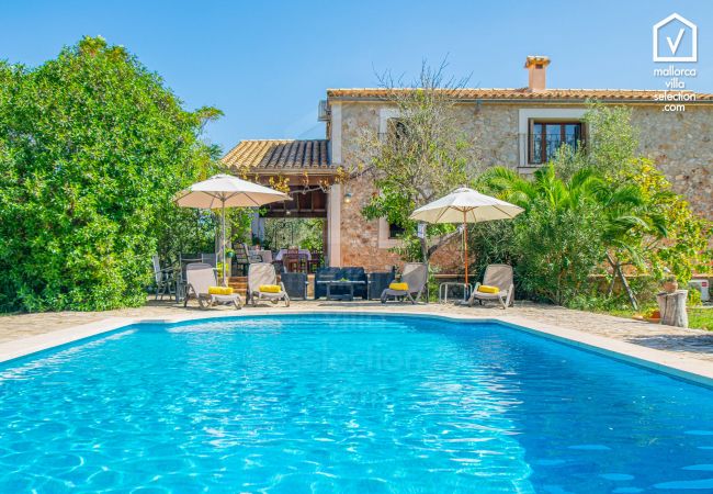 Country house in Buger - Finca SON TRESCO for 11 in Buger with Pool