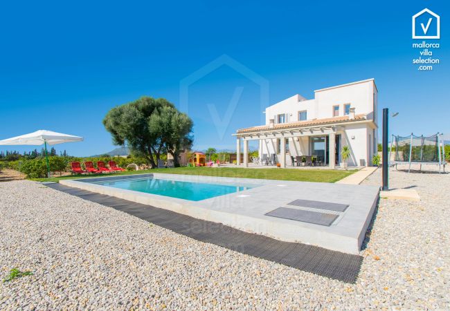 Country house in Llubi - C285 Albamar by Mallorca Villa Selection Country house in Llubi - C285 Albamar by Mallorca Villa Selection