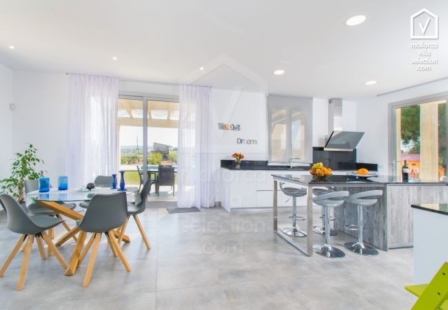 Country house in Llubi - C285 Albamar by Mallorca Villa Selection Country house in Llubi - C285 Albamar by Mallorca Villa Selection