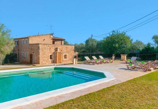 Country house in Santanyi - ES FIGUERAL Finca for 8 in Santanyi with pool