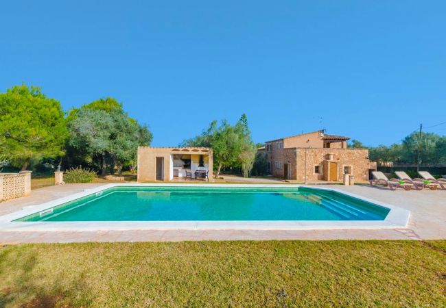 Country house in Santanyi - ES FIGUERAL Finca for 8 in Santanyi with pool