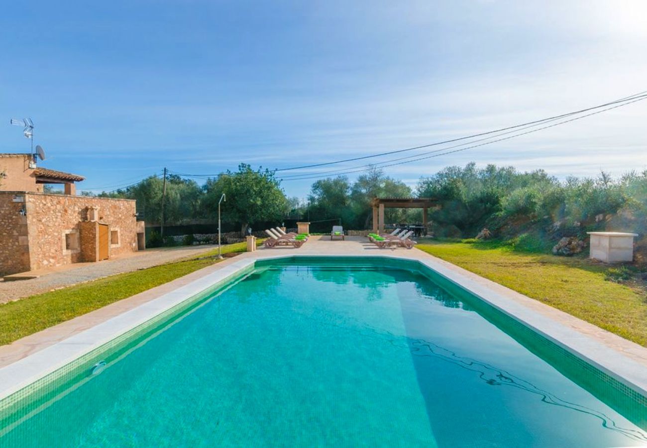 Country house in Santanyi - ES FIGUERAL Finca for 8 in Santanyi with pool