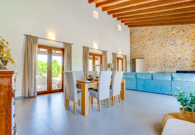 Country house in Arta - Bellpuig Finca for 10 people with Pool in Arta