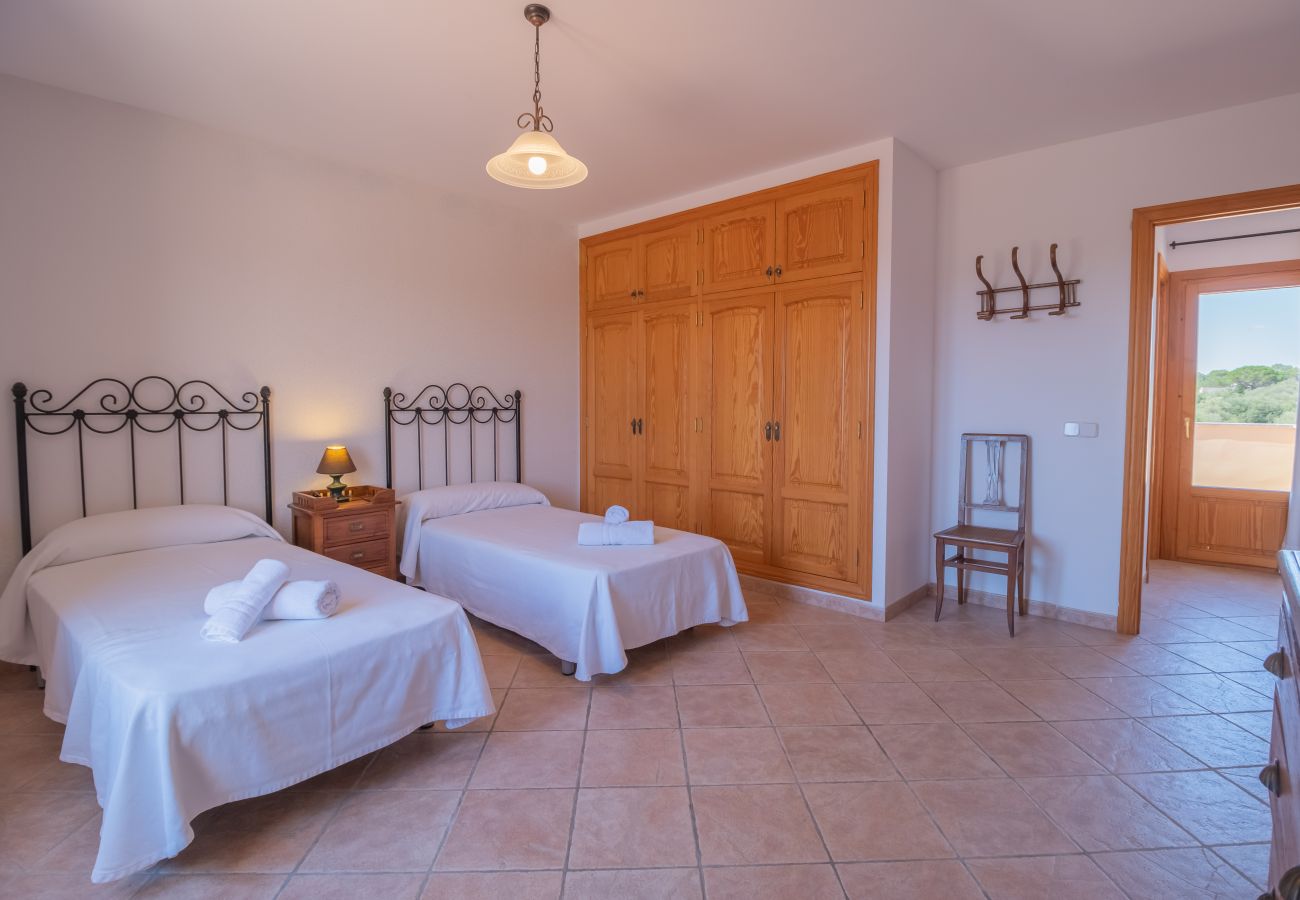 Country house in Muro - Vela 1 Finca for 8 with pool in Playas de Muro