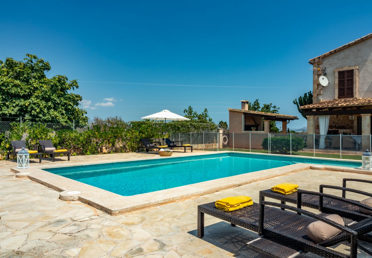 Country house in Can Picafort - Carritx Finca for 6 in Can Picafort with Pool, Garden and WiFi