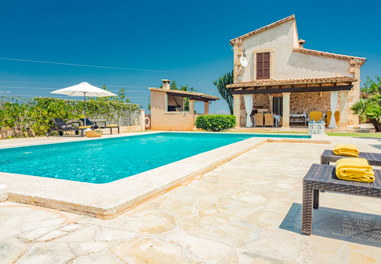 Country house in Can Picafort - Carritx Finca for 6 in Can Picafort with Pool, Garden and WiFi