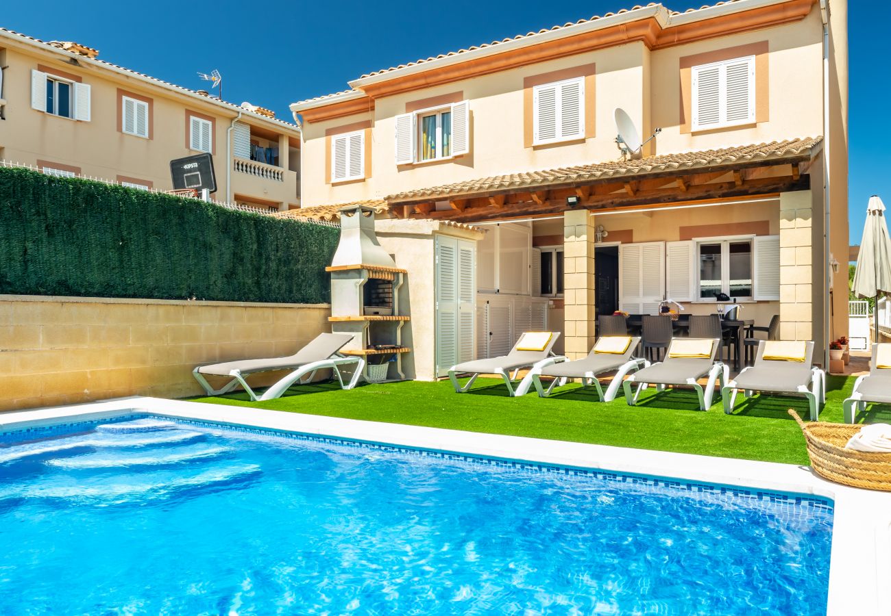 Townhouse in Alcudia - Estrella for 8 to 350m from the beach with swimming pool in Alcudia AC, WiFi