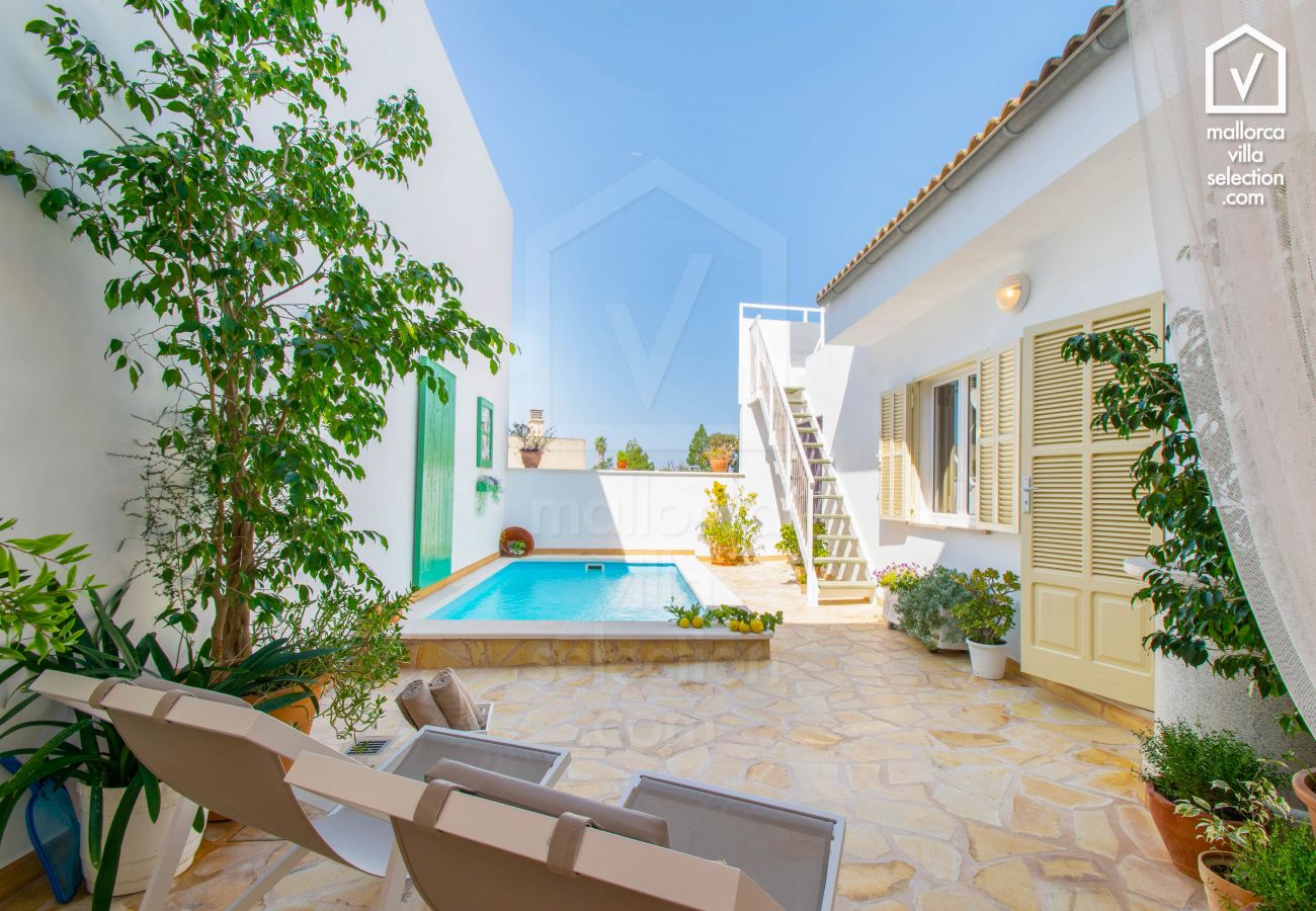 Townhouse in Santa Margalida - Cantino typical mallorquin house for 4 in Santa Margalida with pool