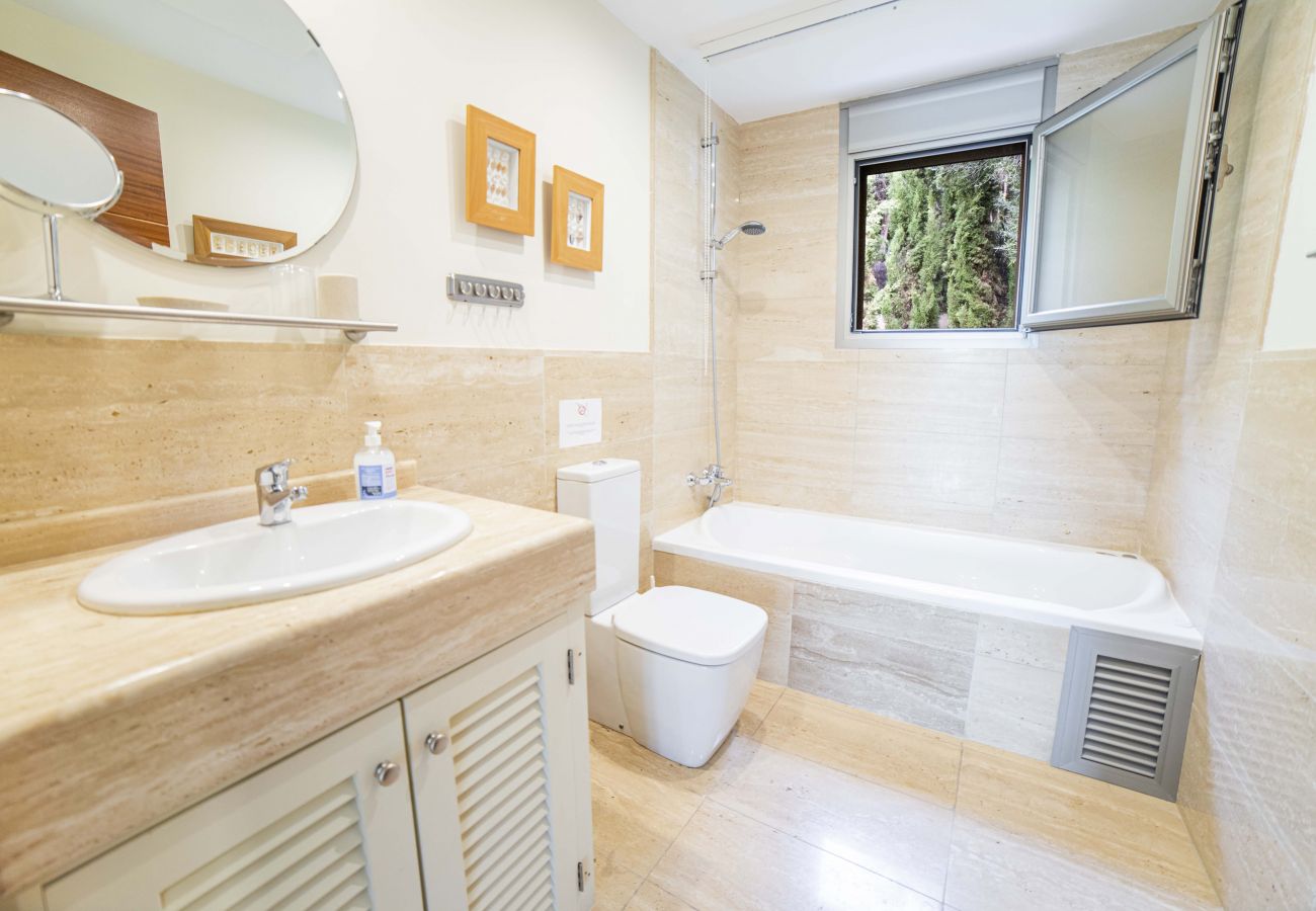 Chalet in Alcudia - Alcanada 1 for 8 with swimming pool 70m from the sea