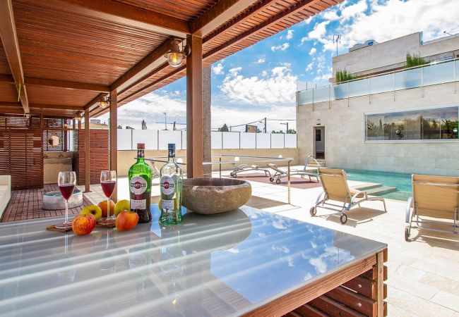 Townhouse in Palma  - Rainbow - House for 14 in Palma with Pool and Gym fully equipped