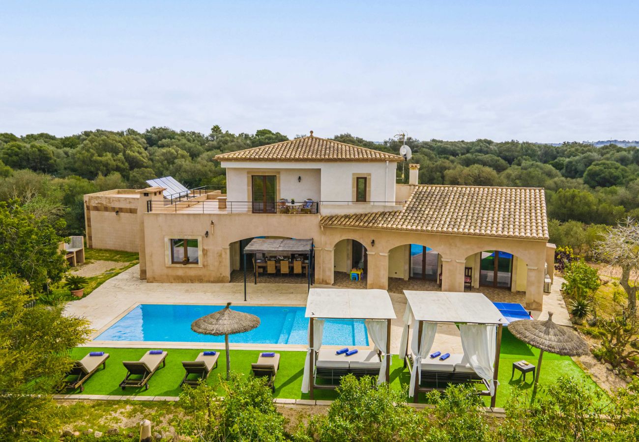 Country house in Campos - SA PEDRERA Finca for 8 in fields with swimming pool